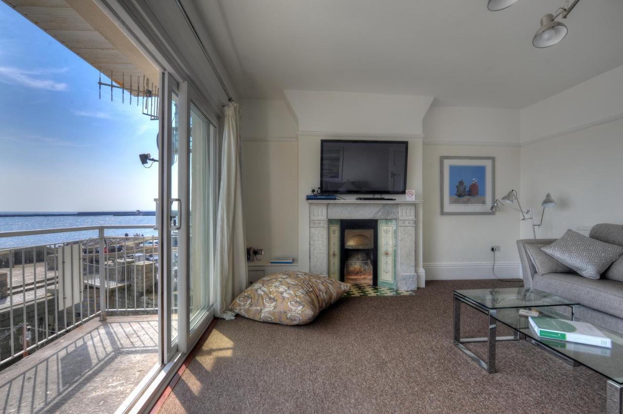 The Cormorants Apartment Lyme Regis Exterior photo
