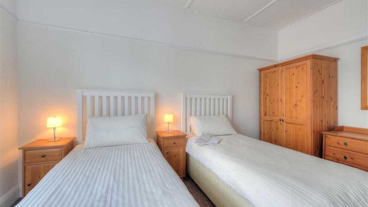 The Cormorants Apartment Lyme Regis Exterior photo